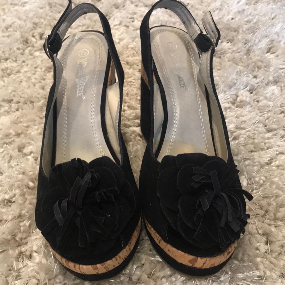 Nature Breeze Wedges. Size 7.5